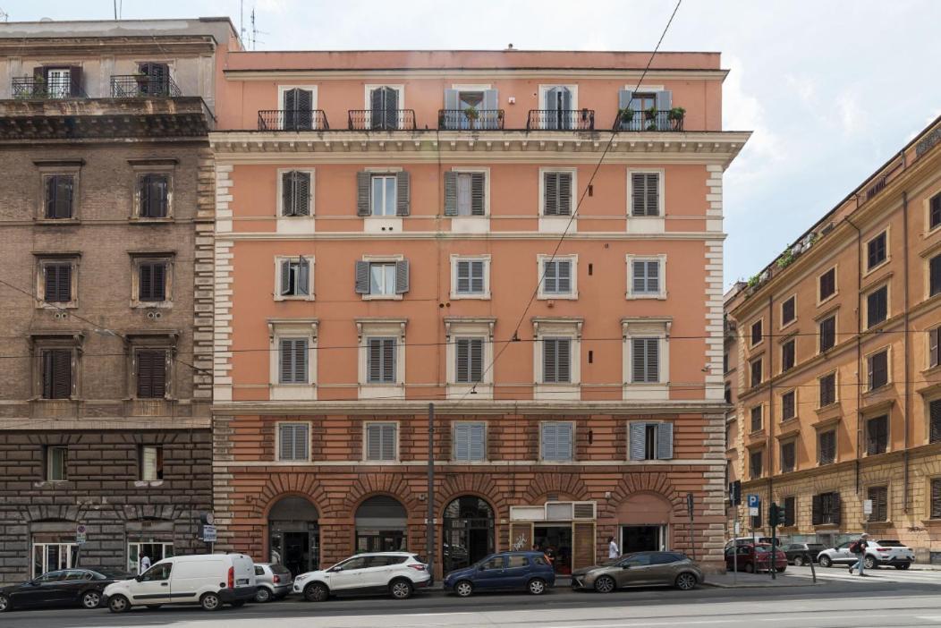 Iflat Lovely Apartment For Groups Rome Exterior photo